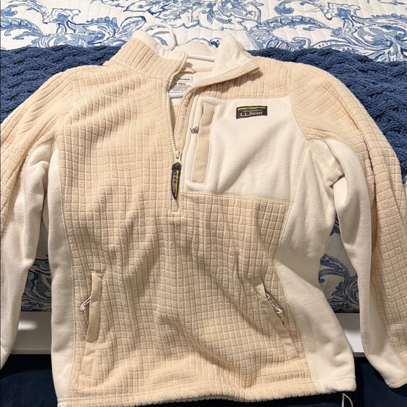 L.L. Bean Tops - L.L. Bean Women’s Cream Zip-Up Pullover